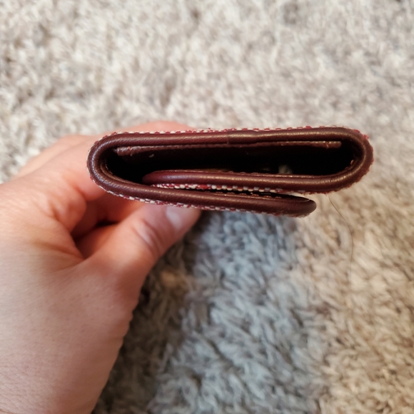 Authentic Louis Vuitton Red Mini Lin Keychain - Picture 8 of 8